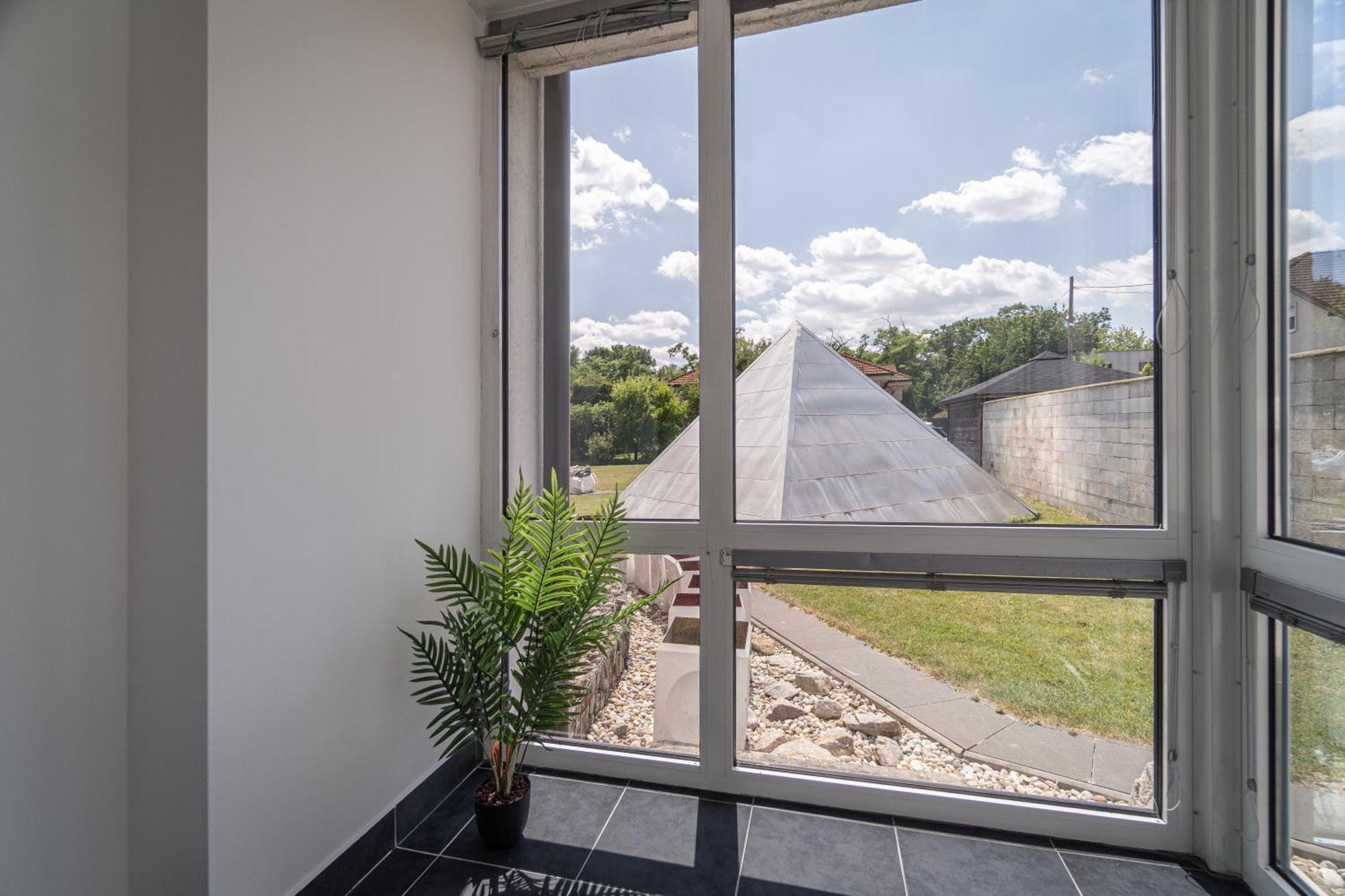 Apartments By Pyramid - Michal Bratislava Exterior foto