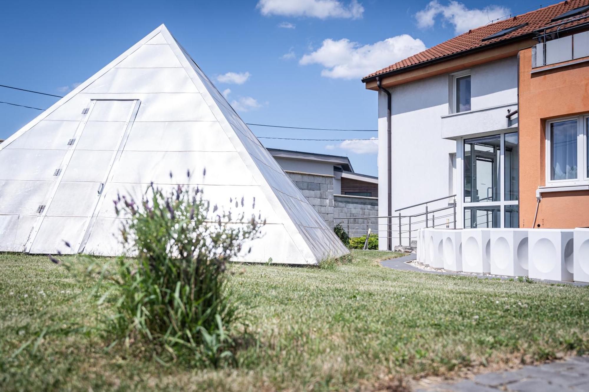 Apartments By Pyramid - Michal Bratislava Exterior foto